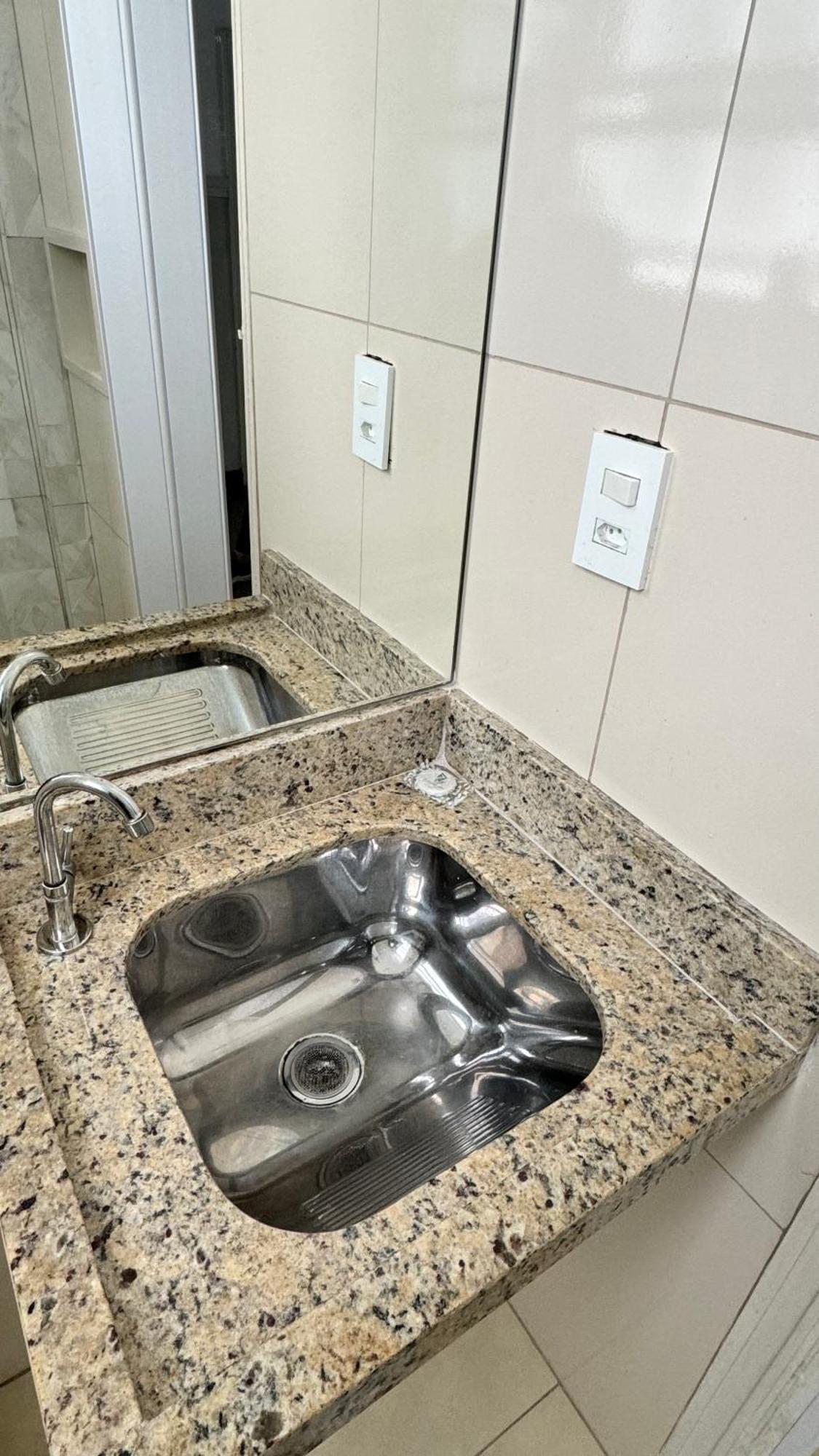 Studio 811 Pitangueiras - Edificio Bandeirantes - Com Estacionamento Incluido Гуаружа Екстериор снимка